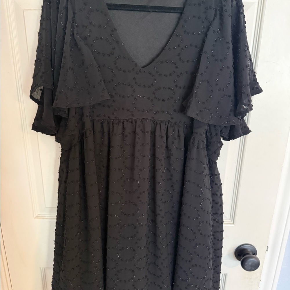 Chic Black Midi Dress with Textured Detail